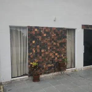  Casa de hóspedes Casa De Nos Carianos Perto Do Aeroporto
